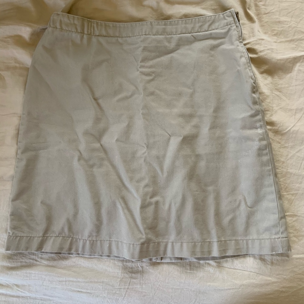khaki skirt
